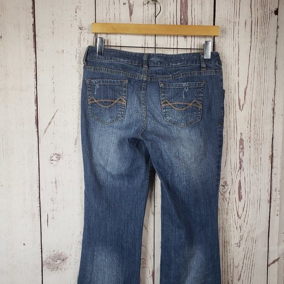 Mossimo Supply Company Womens Boot Cut Jeans Size 7R Distressed Medium Wash Blue - Picture 5 of 7